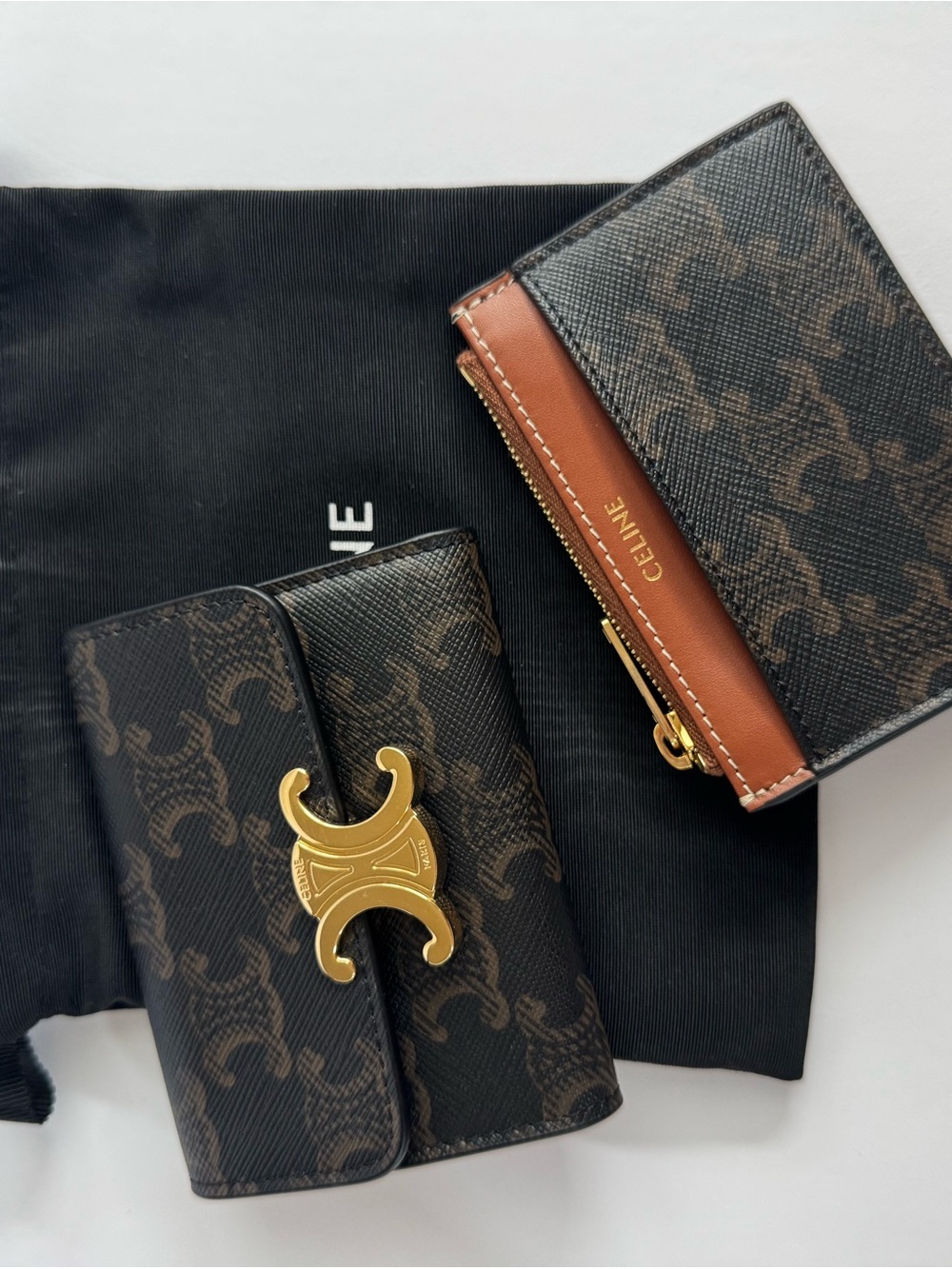 Celine Triomphe Canvas Compact Wallet with Coin - Picture 3 of 6